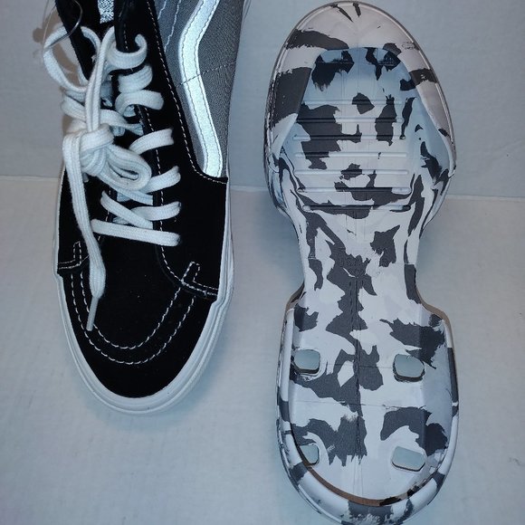 NWOB Vans Hi Top Modular Sneakers, Black Suede & Gray, Men/8 & Women 9.5 main image 4